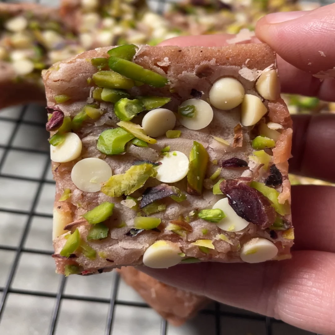 Rose Pistachio